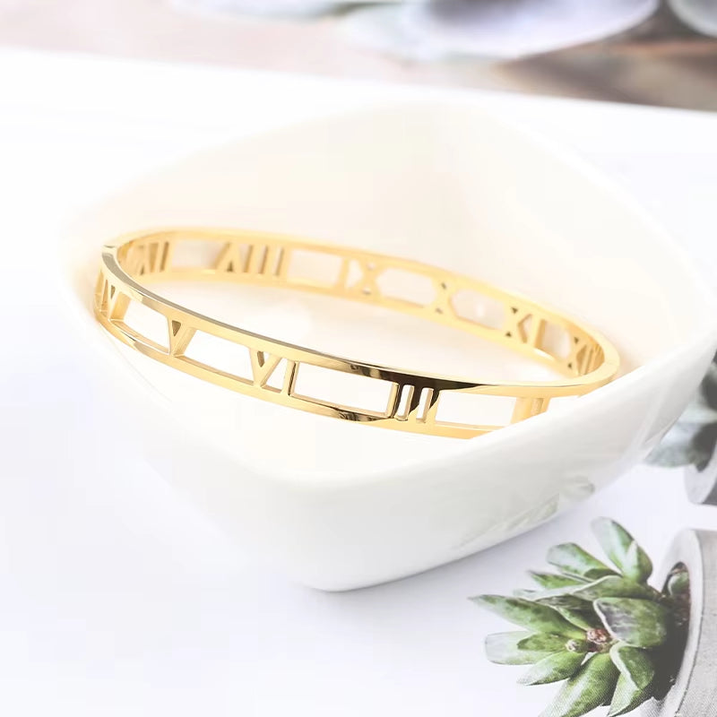 Roman Numeral Bracelet Women Wrist Stainless Steel Gift